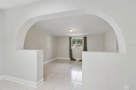 5712 20th Avenue S Tampa FL 33619