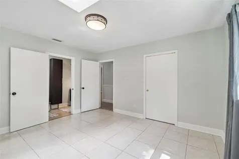 5712 20th Avenue S Tampa FL 33619