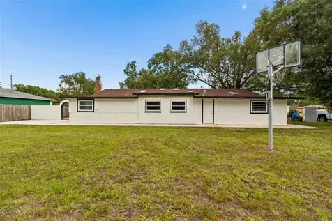 5712 20th Avenue S Tampa FL 33619