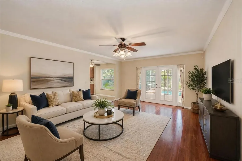 911 Woodcliff Avenue Tampa FL 33613