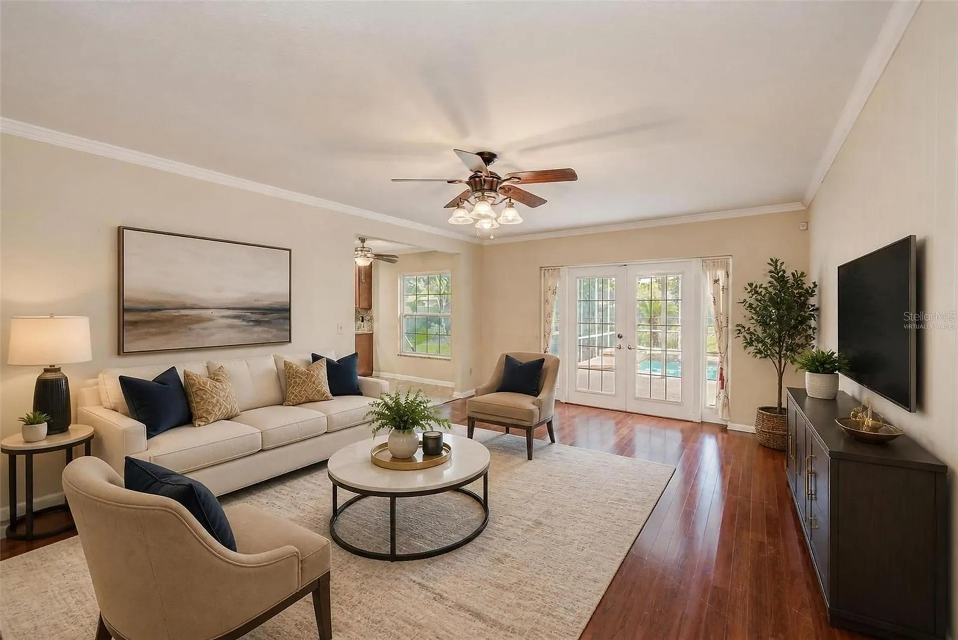 911 Woodcliff Avenue Tampa FL 33613