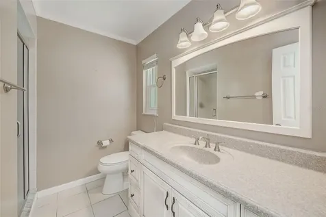 911 Woodcliff Avenue Tampa FL 33613