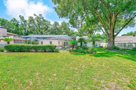 911 Woodcliff Avenue Tampa FL 33613