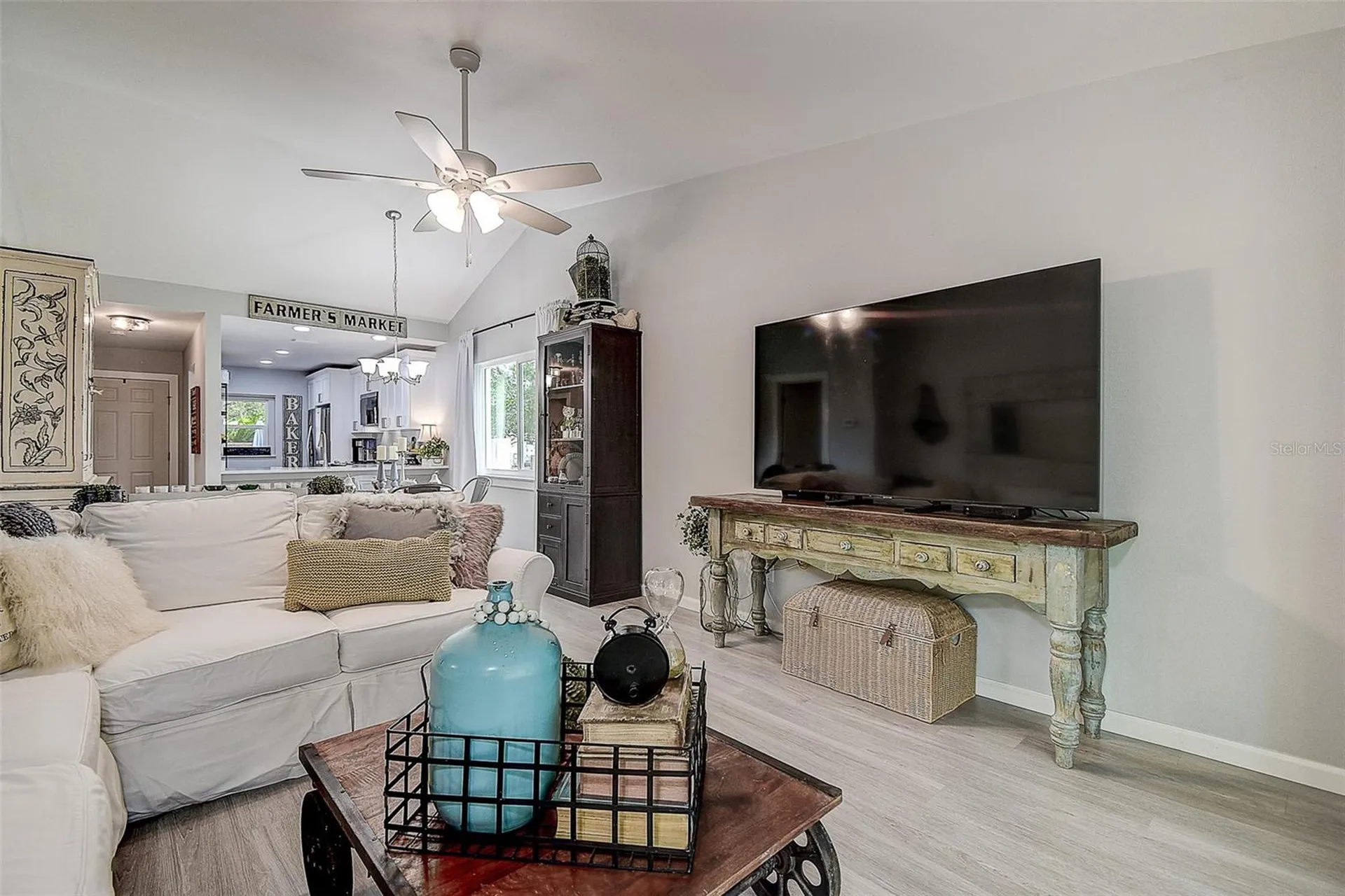 1439 Water View Drive W Largo FL 33771