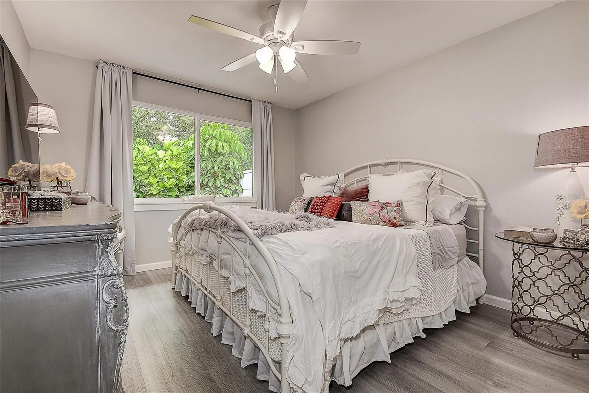 1439 Water View Drive W Largo FL 33771