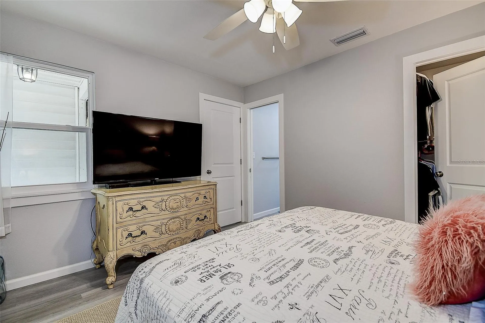 1439 Water View Drive W Largo FL 33771