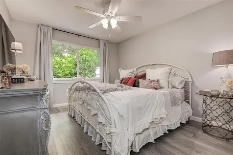 1439 Water View Drive W Largo FL 33771