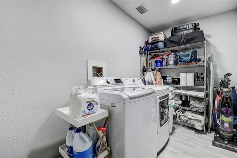 1439 Water View Drive W Largo FL 33771