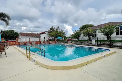 1439 Water View Drive W Largo FL 33771