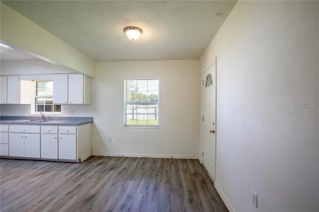 25525 Colmar Avenue Sorrento FL 32776