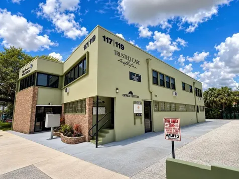 117 N 5th Street Fort Pierce FL 34950