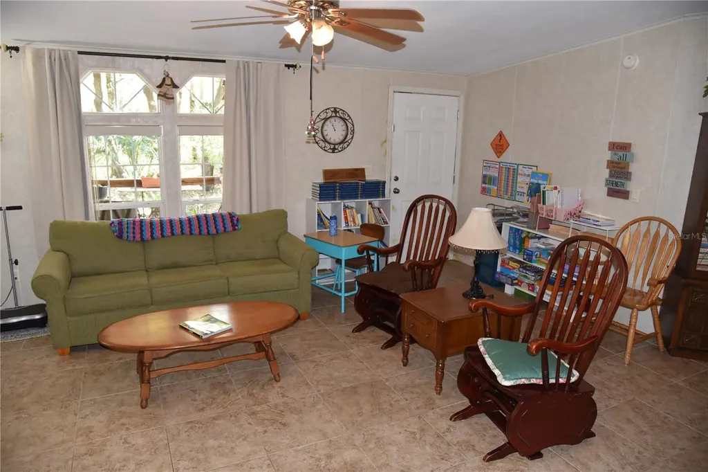 6482 SE 55th Street Trenton FL 32693