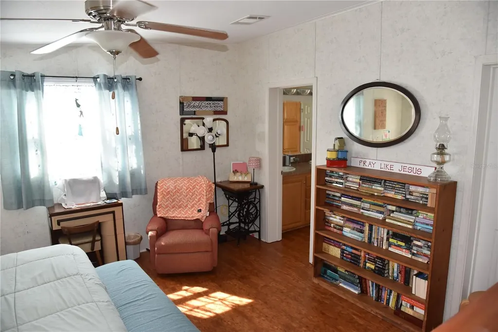 6482 SE 55th Street Trenton FL 32693