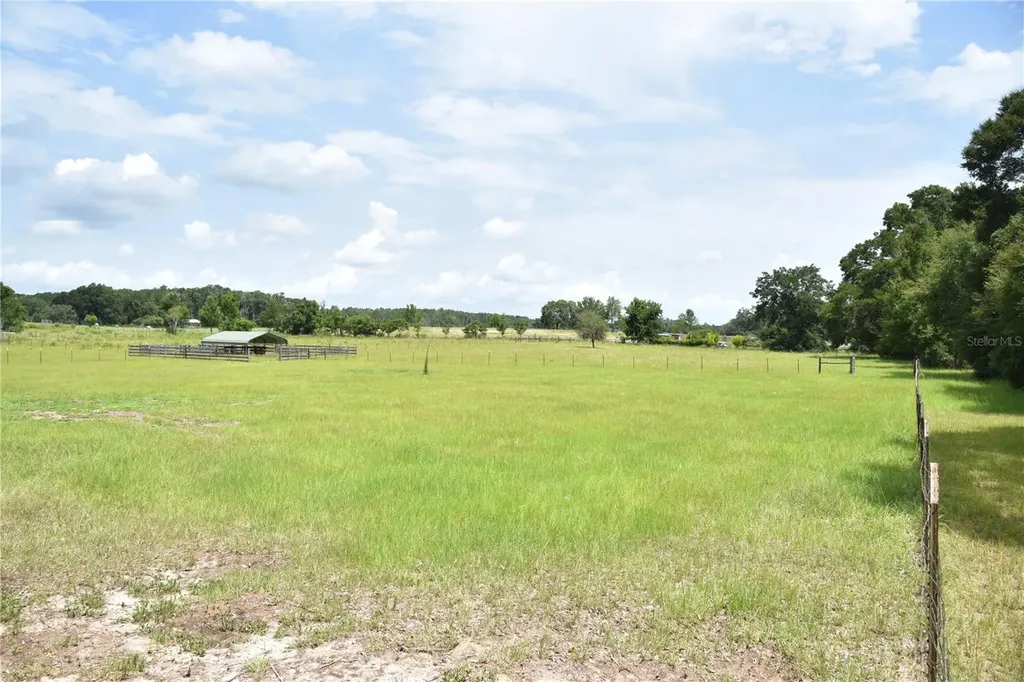 6482 SE 55th Street Trenton FL 32693