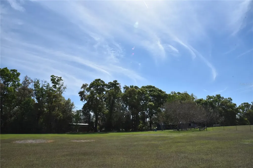 6482 SE 55th Street Trenton FL 32693