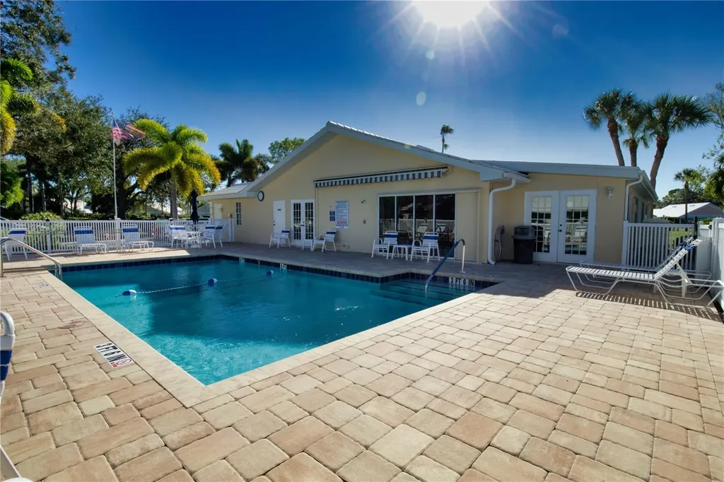 831 Harrington Lake Lane Venice FL 34293
