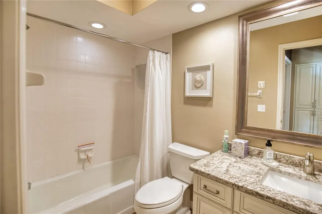 831 Harrington Lake Lane Venice FL 34293