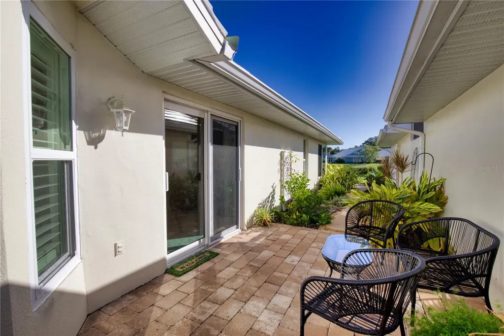 831 Harrington Lake Lane Venice FL 34293