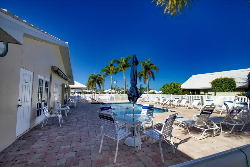 831 Harrington Lake Lane Venice FL 34293