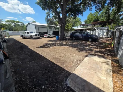 5823 Barry Lane Tampa FL 33634