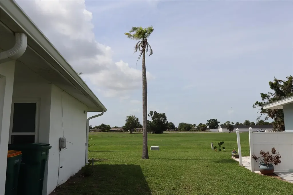 18 Golfview Court Rotonda West FL 33947