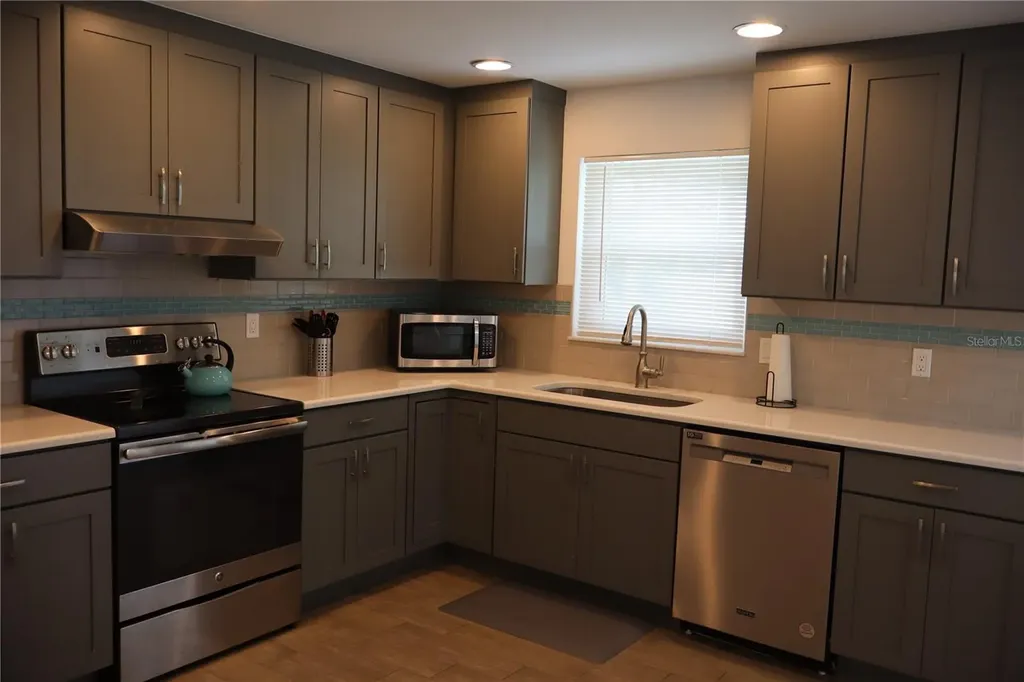 18 Golfview Court Rotonda West FL 33947