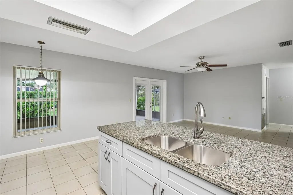 3718 Sand Pebble Drive Valrico FL 33596
