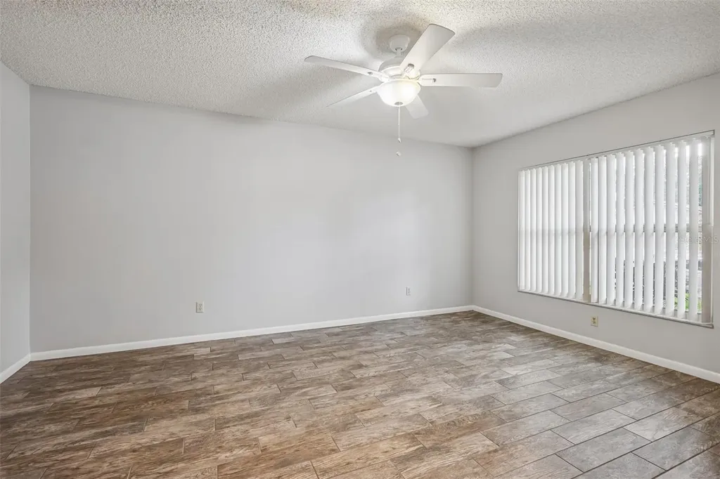 3718 Sand Pebble Drive Valrico FL 33596