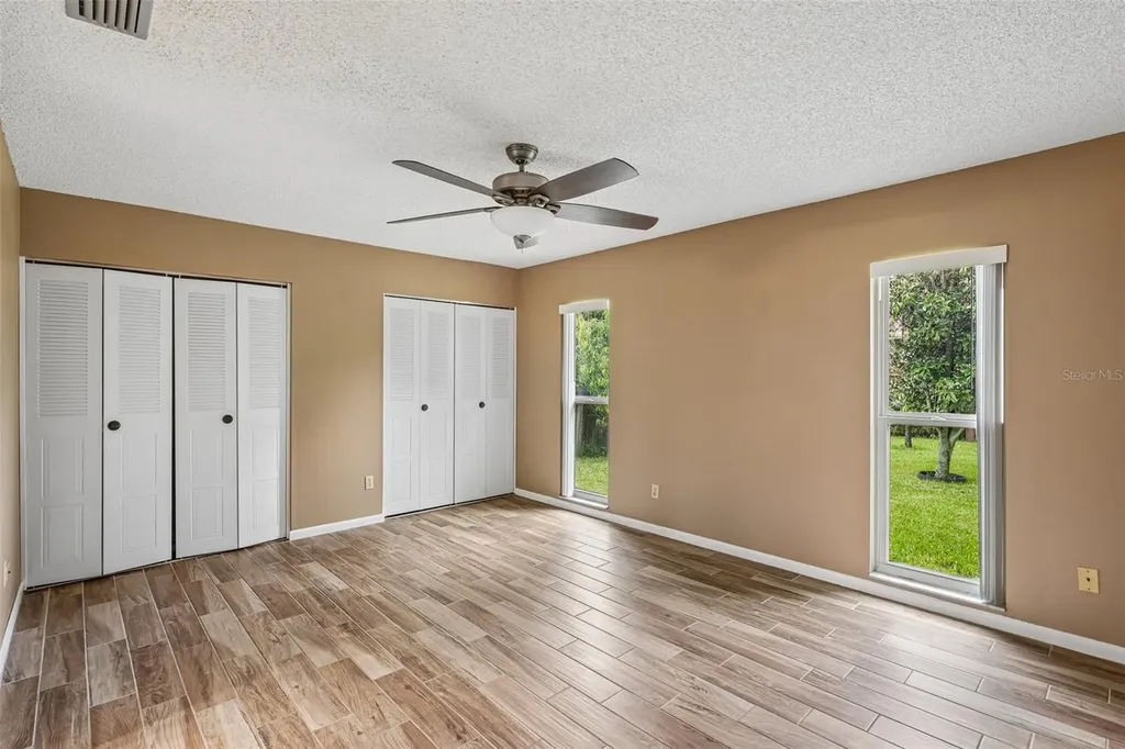 3718 Sand Pebble Drive Valrico FL 33596