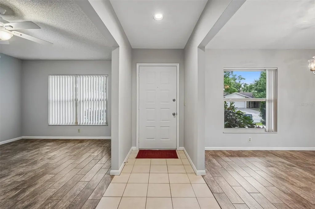 3718 Sand Pebble Drive Valrico FL 33596