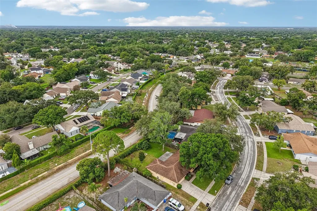 3718 Sand Pebble Drive Valrico FL 33596