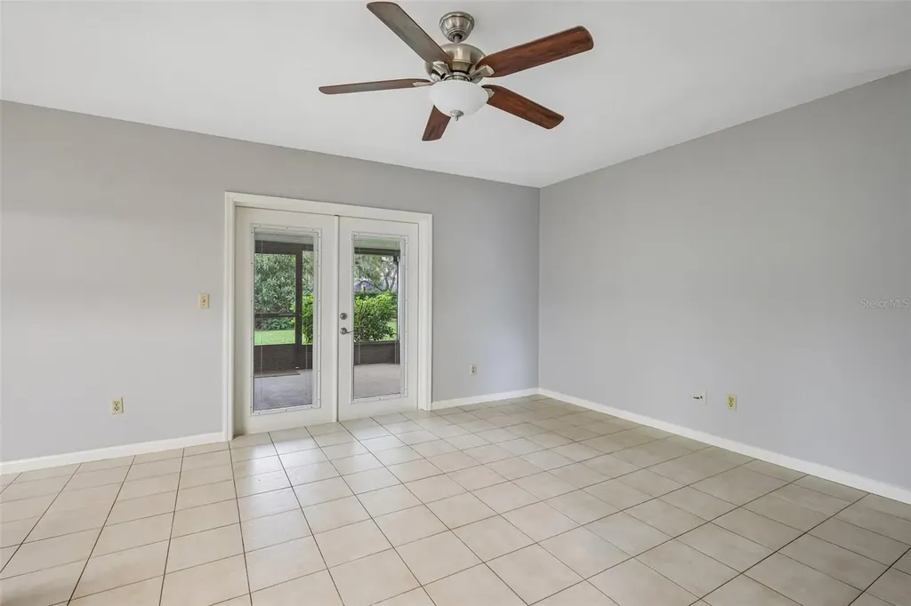 3718 Sand Pebble Drive Valrico FL 33596