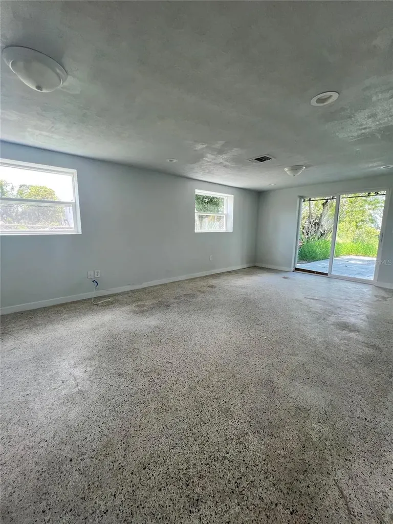 744 Lemon Avenue Sebring FL 33870