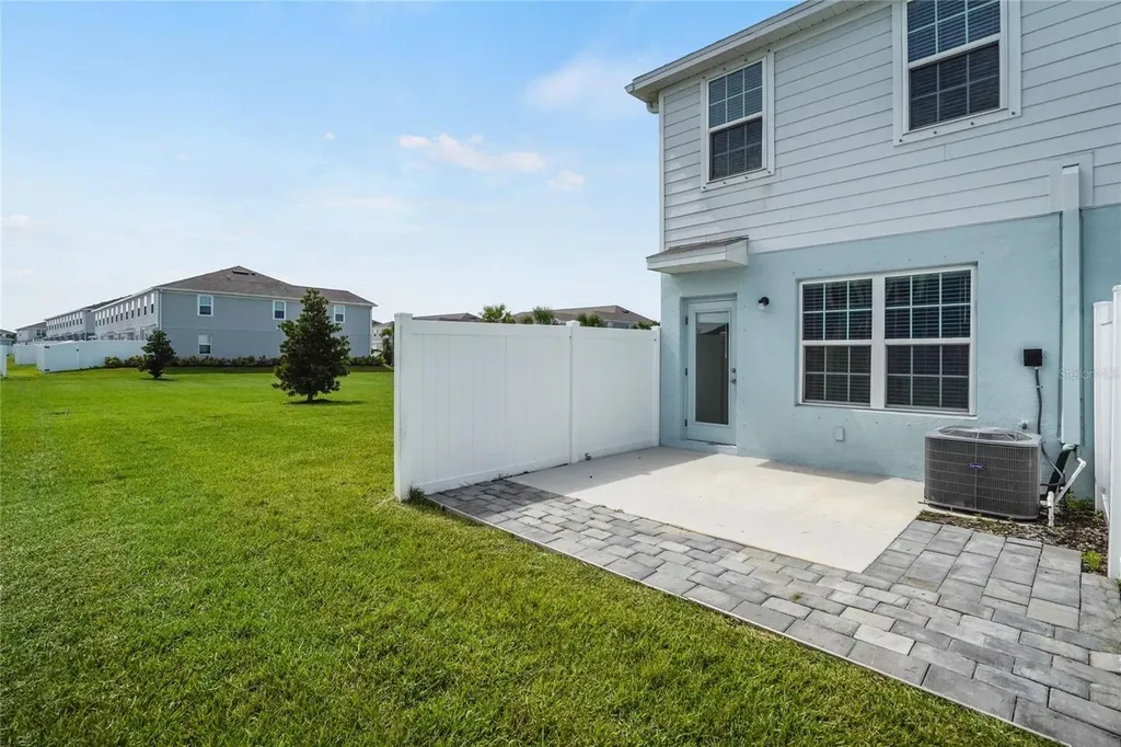 14229 Crimson Avenue Bradenton FL 34211