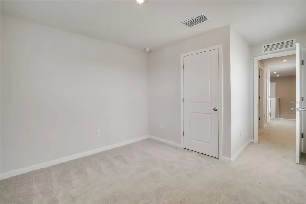 14229 Crimson Avenue Bradenton FL 34211