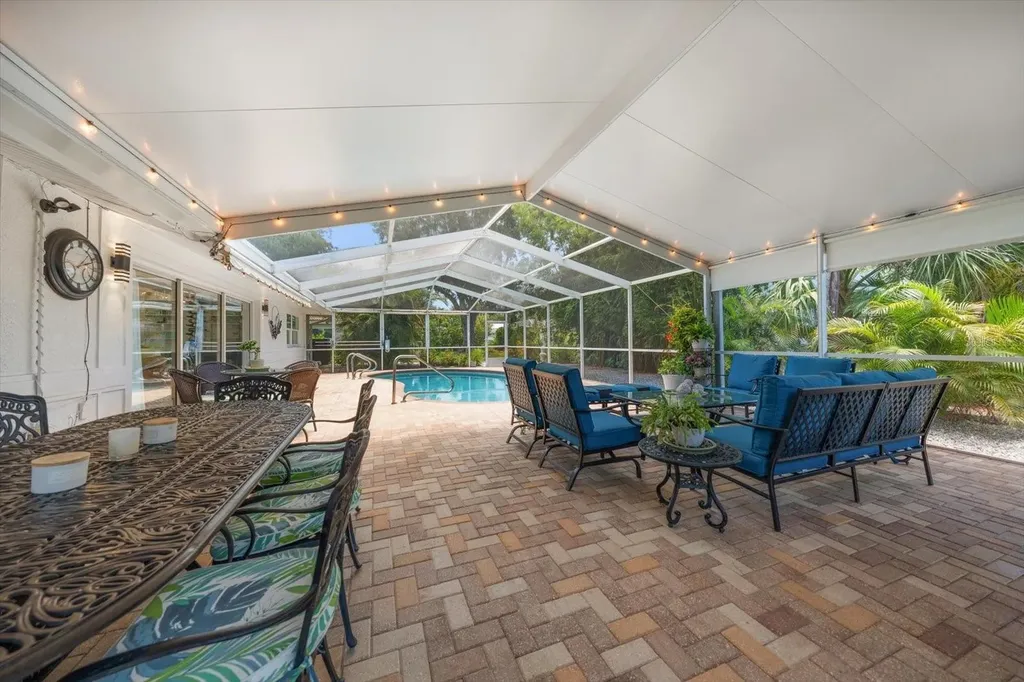 407 Harbor View Lane Largo FL 33770