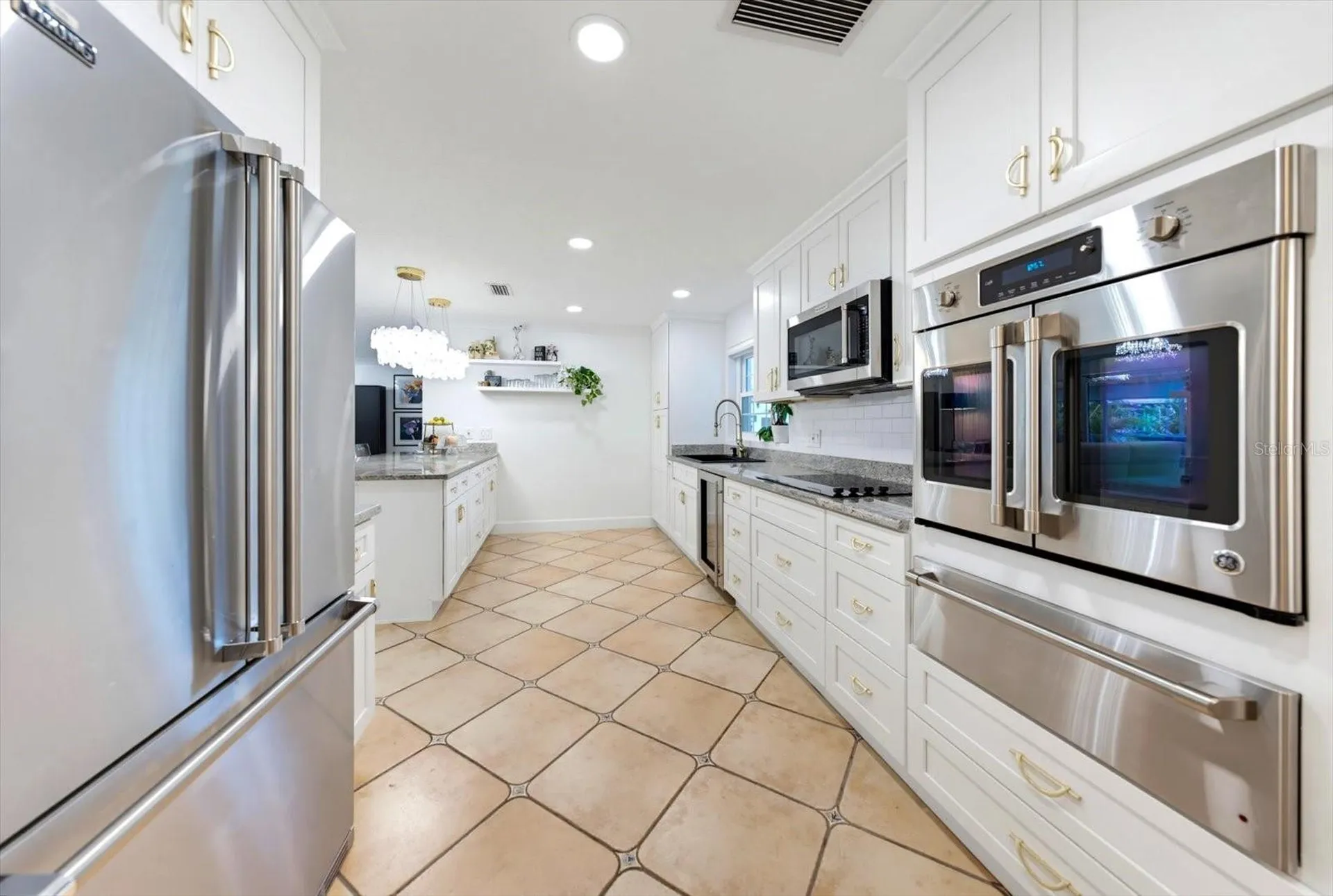 407 Harbor View Lane Largo FL 33770