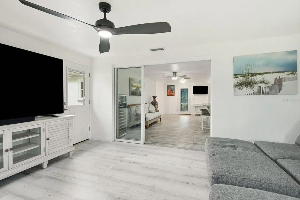 601 Shore Drive E Oldsmar FL 34677