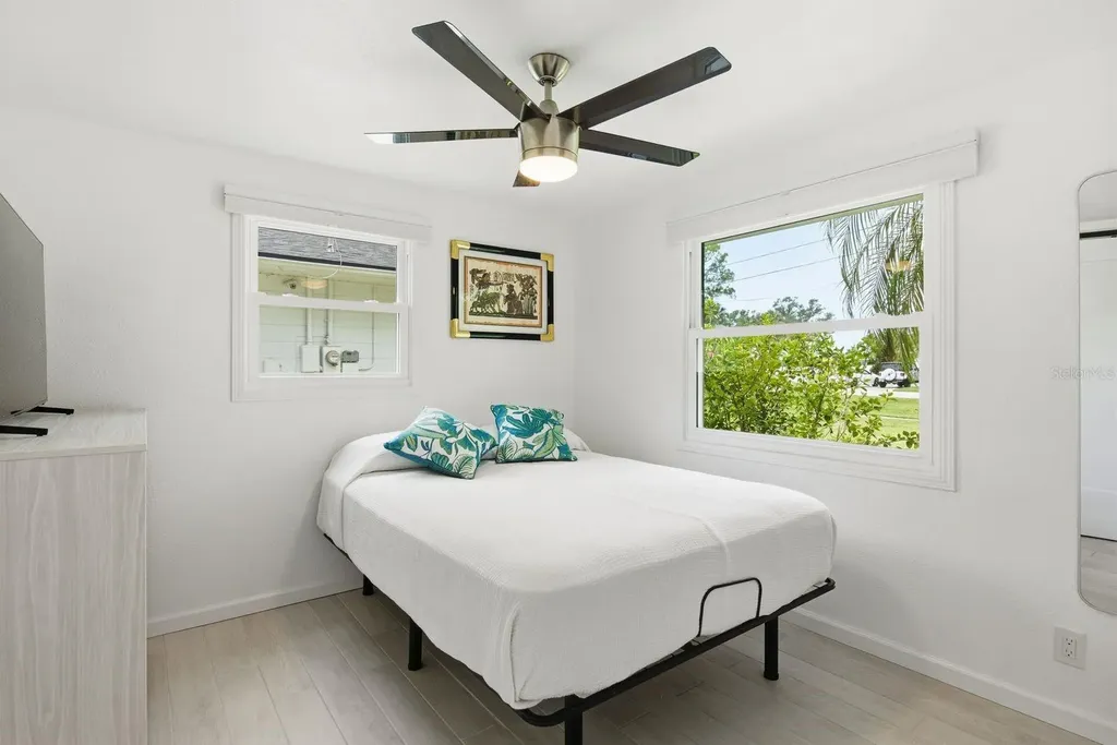 601 Shore Drive E Oldsmar FL 34677