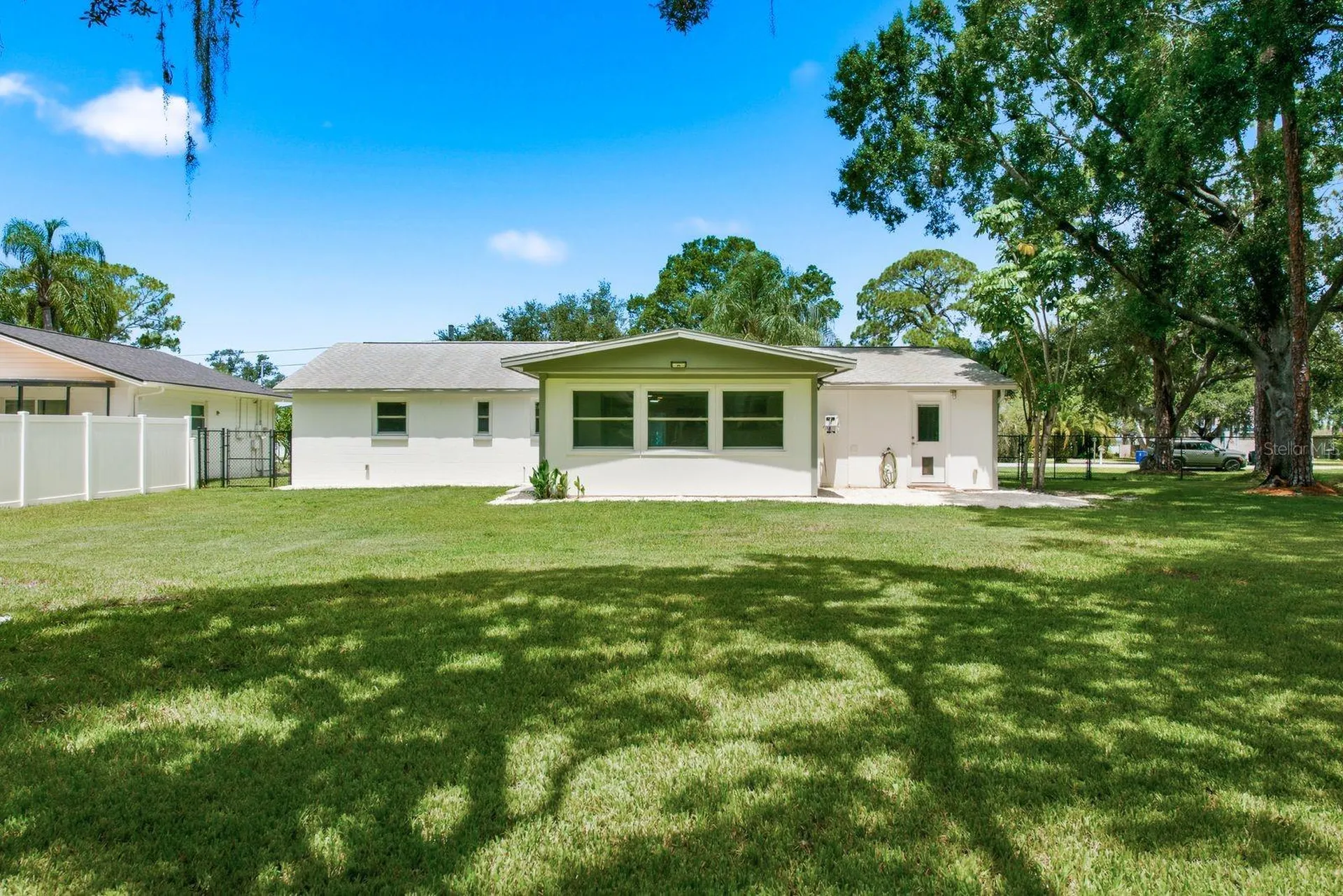 601 Shore Drive E Oldsmar FL 34677
