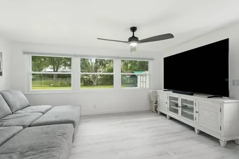601 Shore Drive E Oldsmar FL 34677