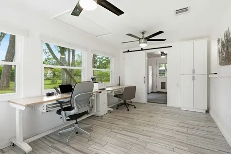 601 Shore Drive E Oldsmar FL 34677