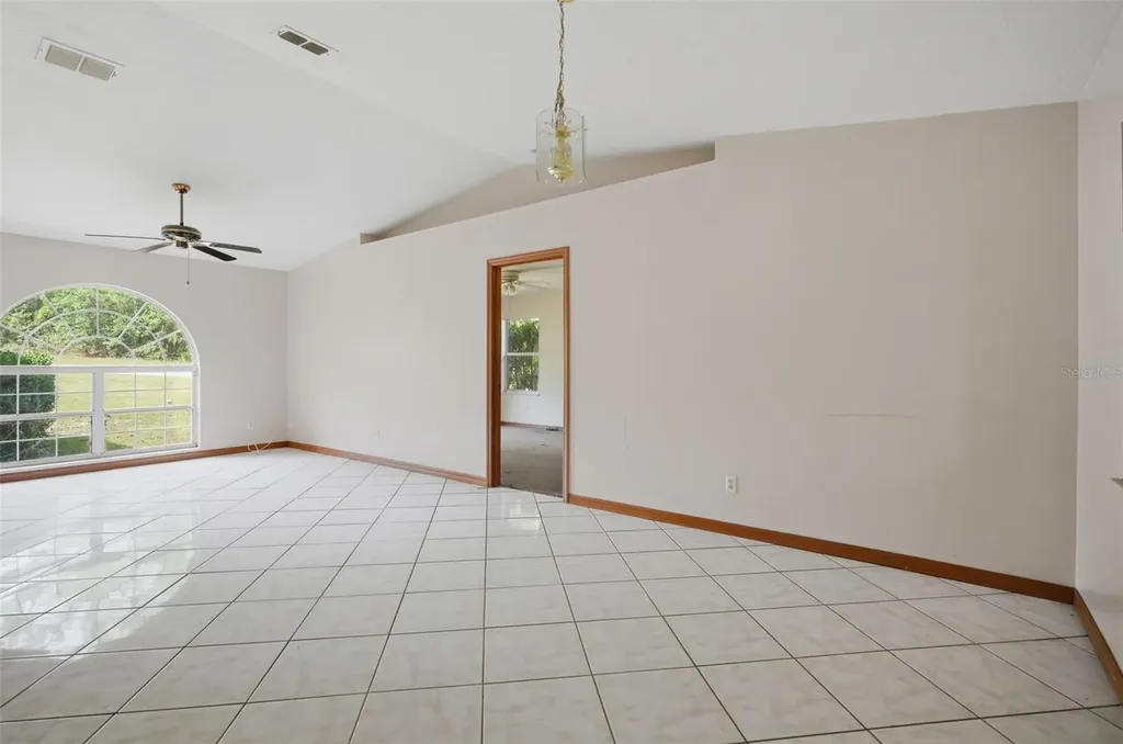 1325 W Sorrento Drive Citrus Springs FL 34434