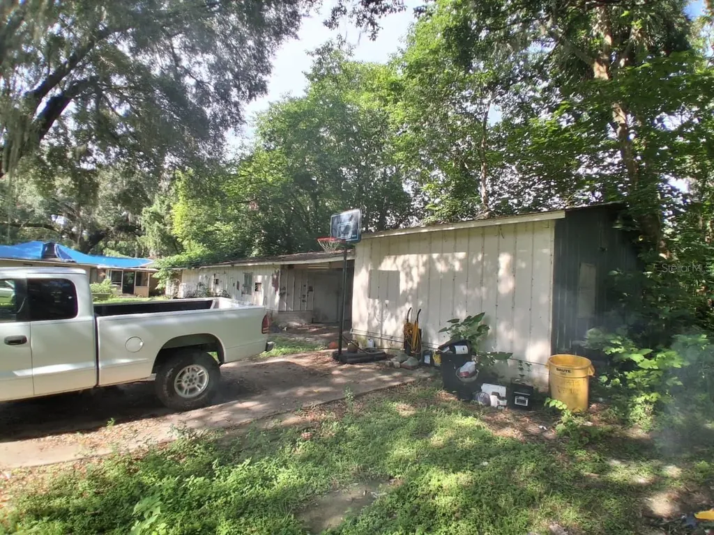 5741 NW 191st Place Reddick FL 32686