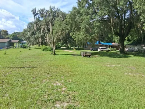 5741 NW 191st Place Reddick FL 32686