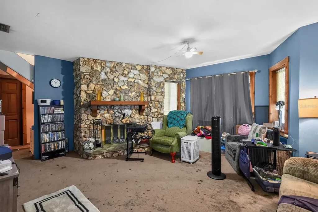 110 W Palm Avenue Crescent City FL 32112