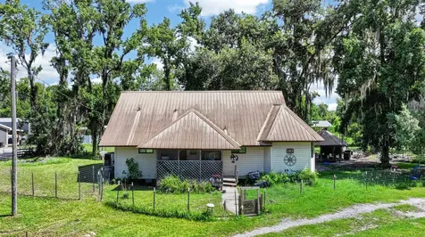 110 W Palm Avenue Crescent City FL 32112