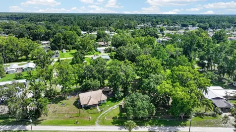 110 W Palm Avenue Crescent City FL 32112
