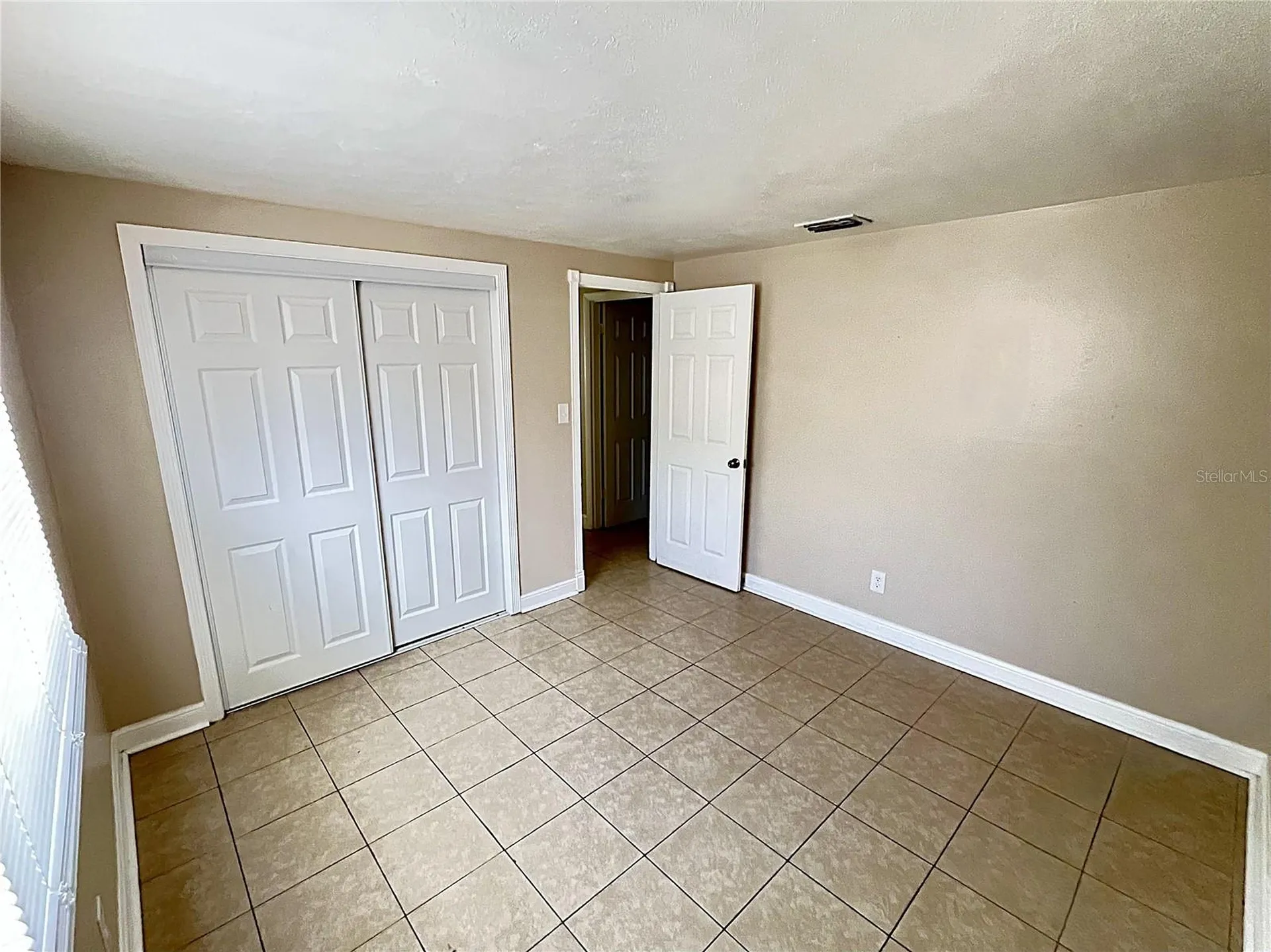 712 67th Avenue W Bradenton FL 34207