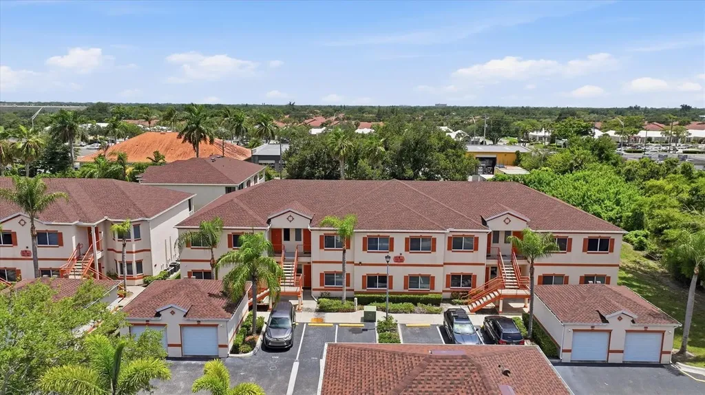 3958 Mediterranea Circle Sarasota FL 34233